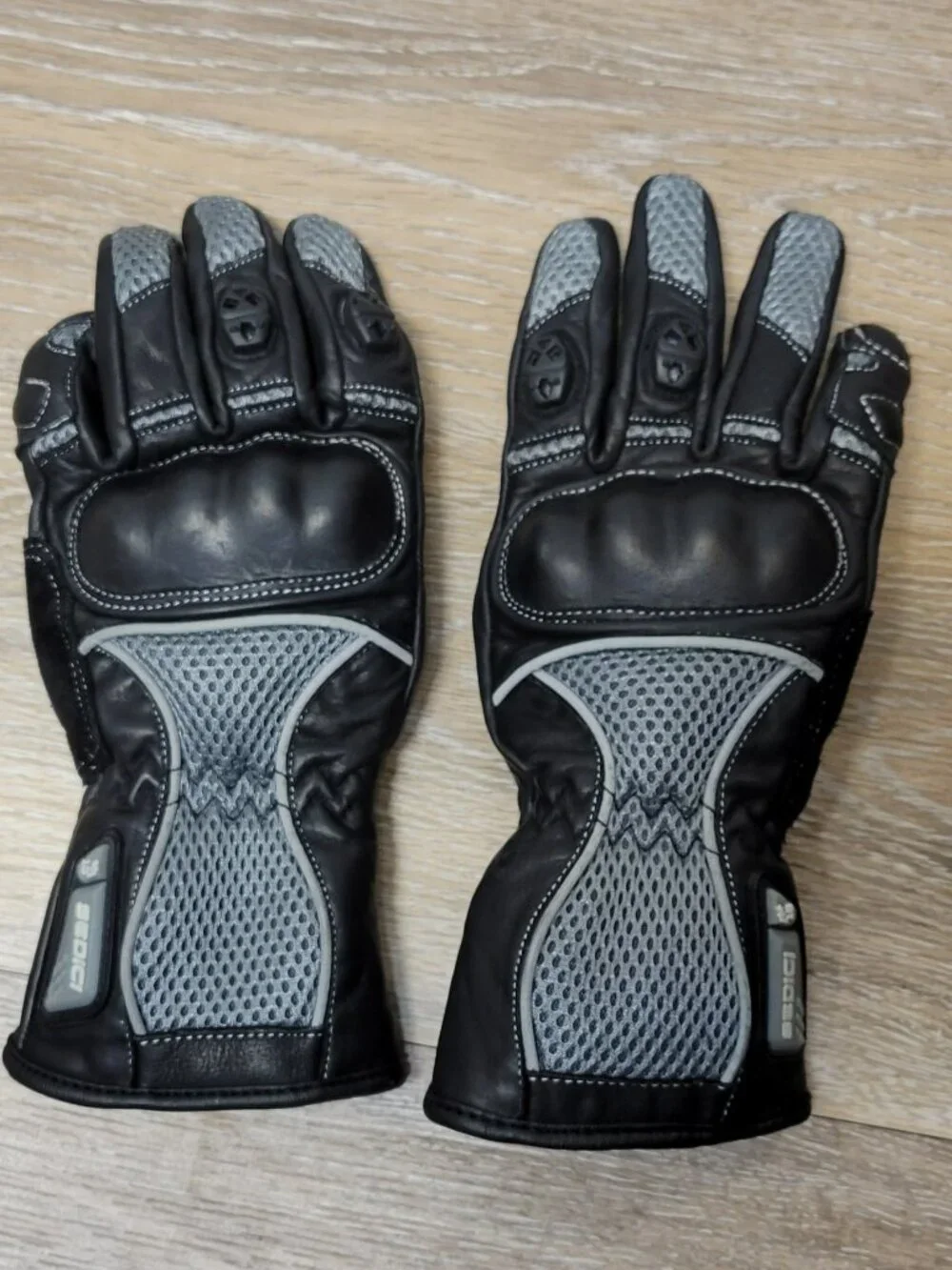 SEDICI Black Leather Motorcycle Gloves - Ladies S (PRE-OWNED)
